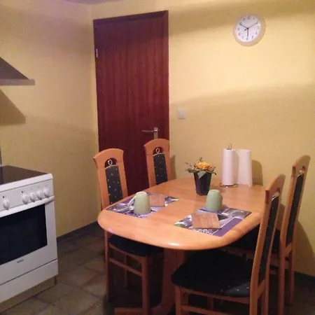 アパート Schmandin Laacher *